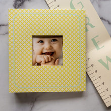 Load image into Gallery viewer, The Baby Keepsake Book and Planner
